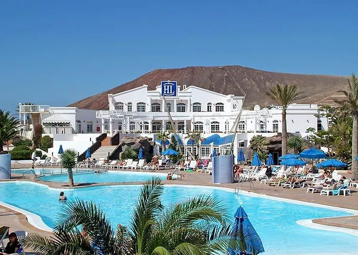 Hl Paradise Island Hotell 4*