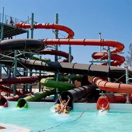 Hl Paradise Island מלון