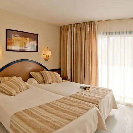 Hl Paradise Island מלון 4*