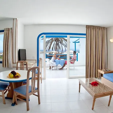 Hl Paradise Island מלון