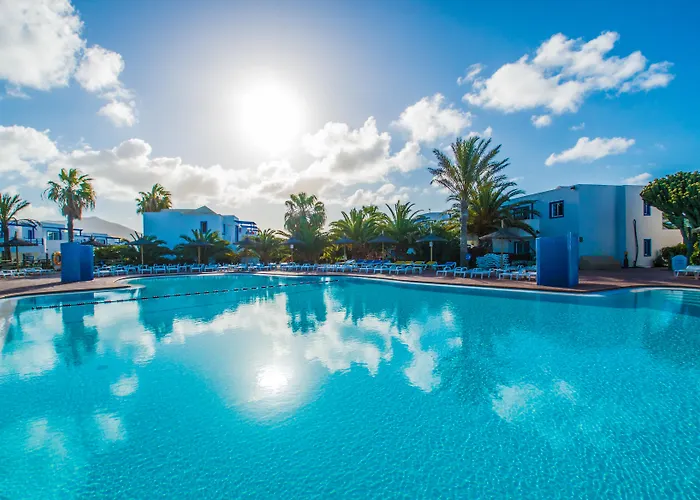 Готель Hl Paradise Island