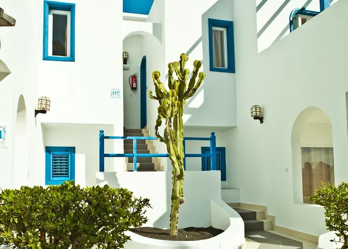 Готель Hl Paradise Island 4*